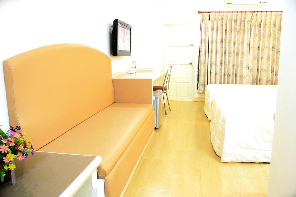 Hotel P.a. Nakhon Sawan